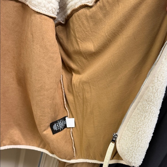 Ugg Brown and Cream Fleece Jacket with Floral Embroidery XL - Picture 8 of 9